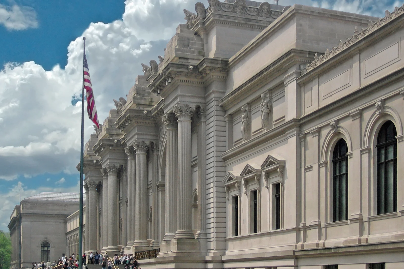 Fifth Avenue entrance of the Metropolitan Museum of Art, New York