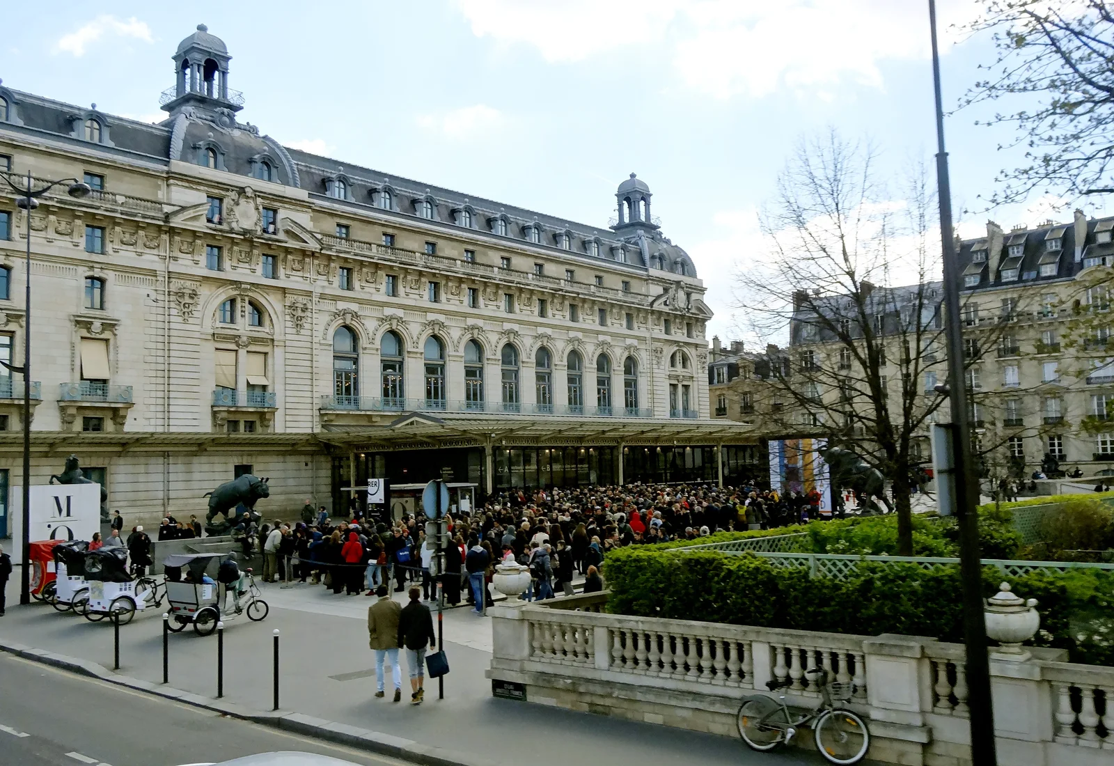 Original clock-and-arch artwork for the independent Musée d’Orsay guide